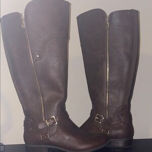 Brown Knee-High Leather Boots